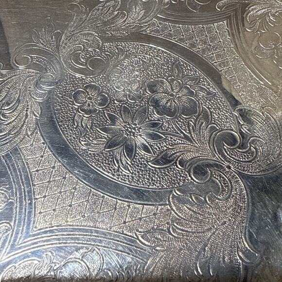 VTG Footed Silverplate Serving Tray Victorian Scroll & Cartouche Design Unmarked - Picture 6 of 10